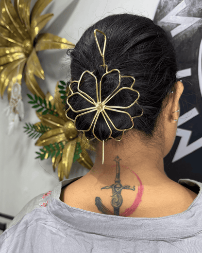 Hair Bun, Bun Cage